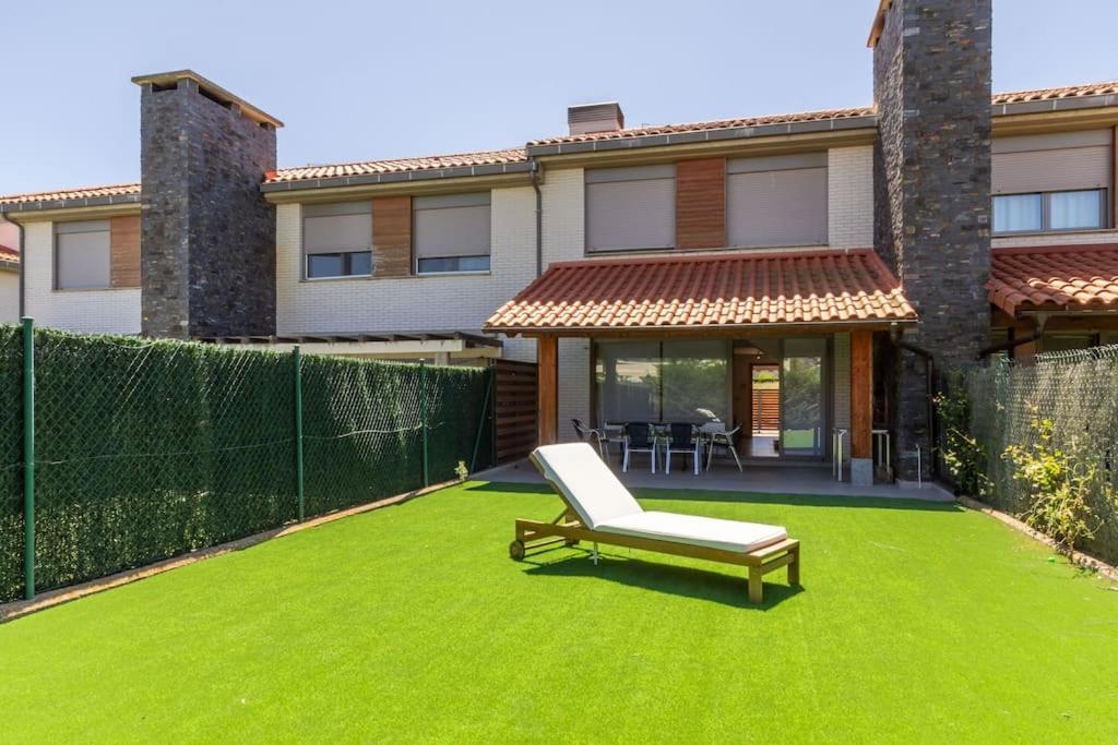 Chalet En Ciruena Con Barbacoa Экстерьер фото